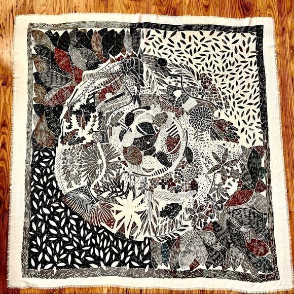 Oversized Square Lightweight Blanket Scarf, Artsy Floral Print, NWT, 53”… - Picture 3 of 14